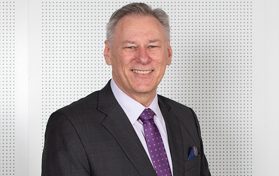Commission honours ‘transformative leader’, Ray Warnes
